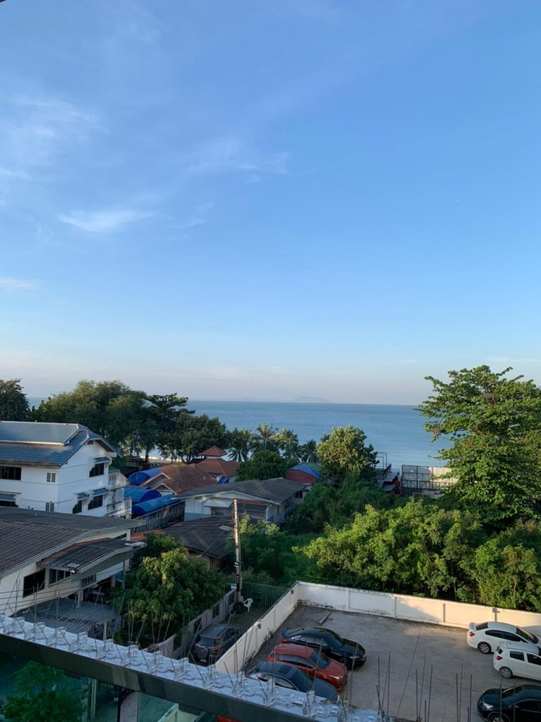 Apartment The Blu X Seaview F6 Bangsaen