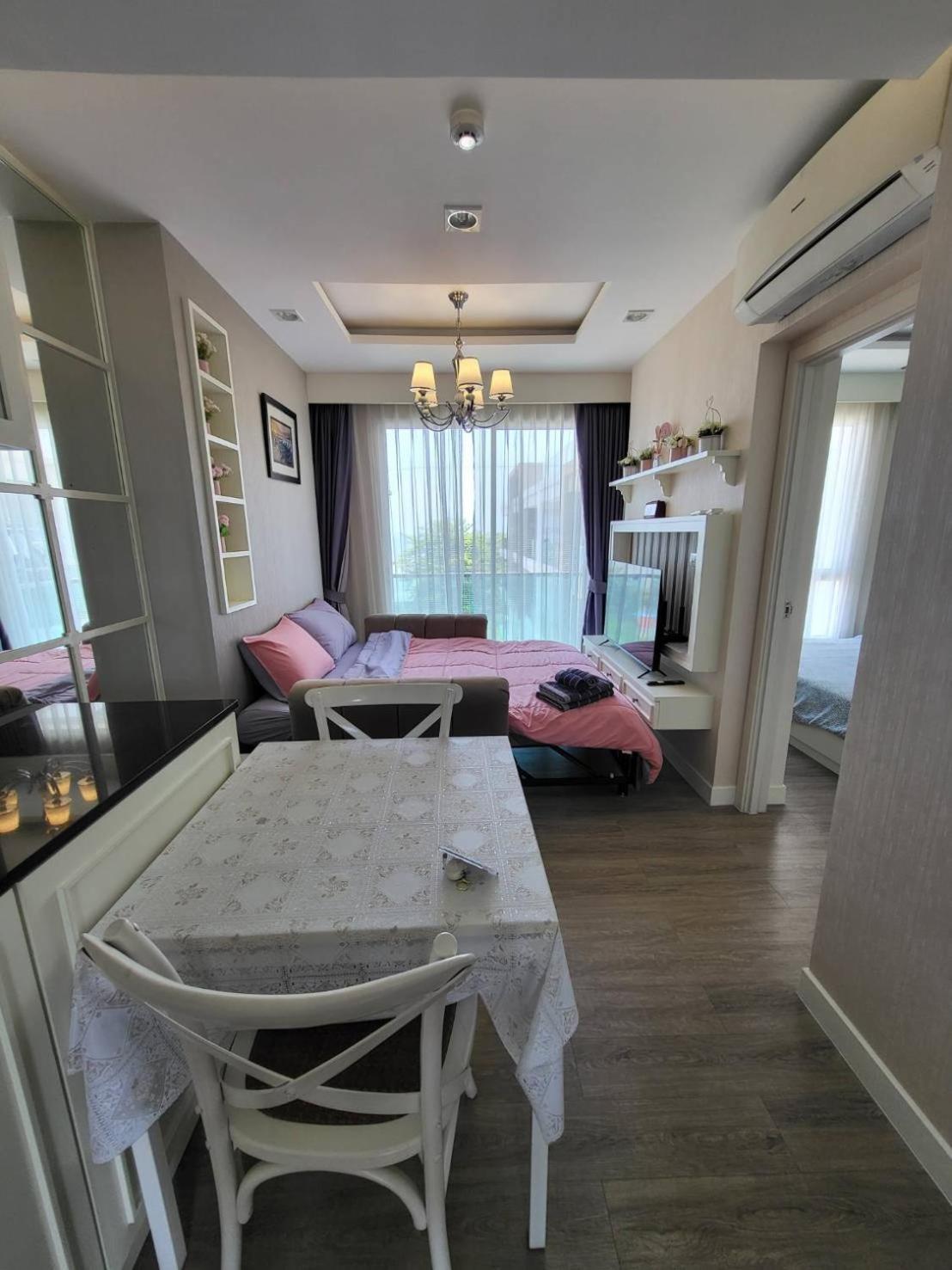 The Blu X Seaview F6 Apartment Bang Saen